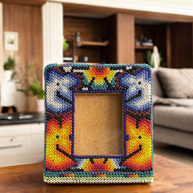 Portarretrato de Chaquira - Artesanía Huichol